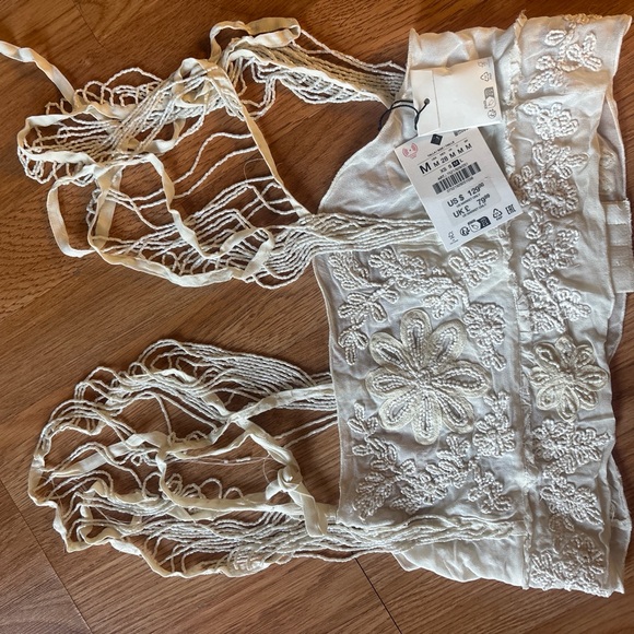 Zara White Embroidered Cropped Top with Beaded Sleeves - Picture 7 of 7